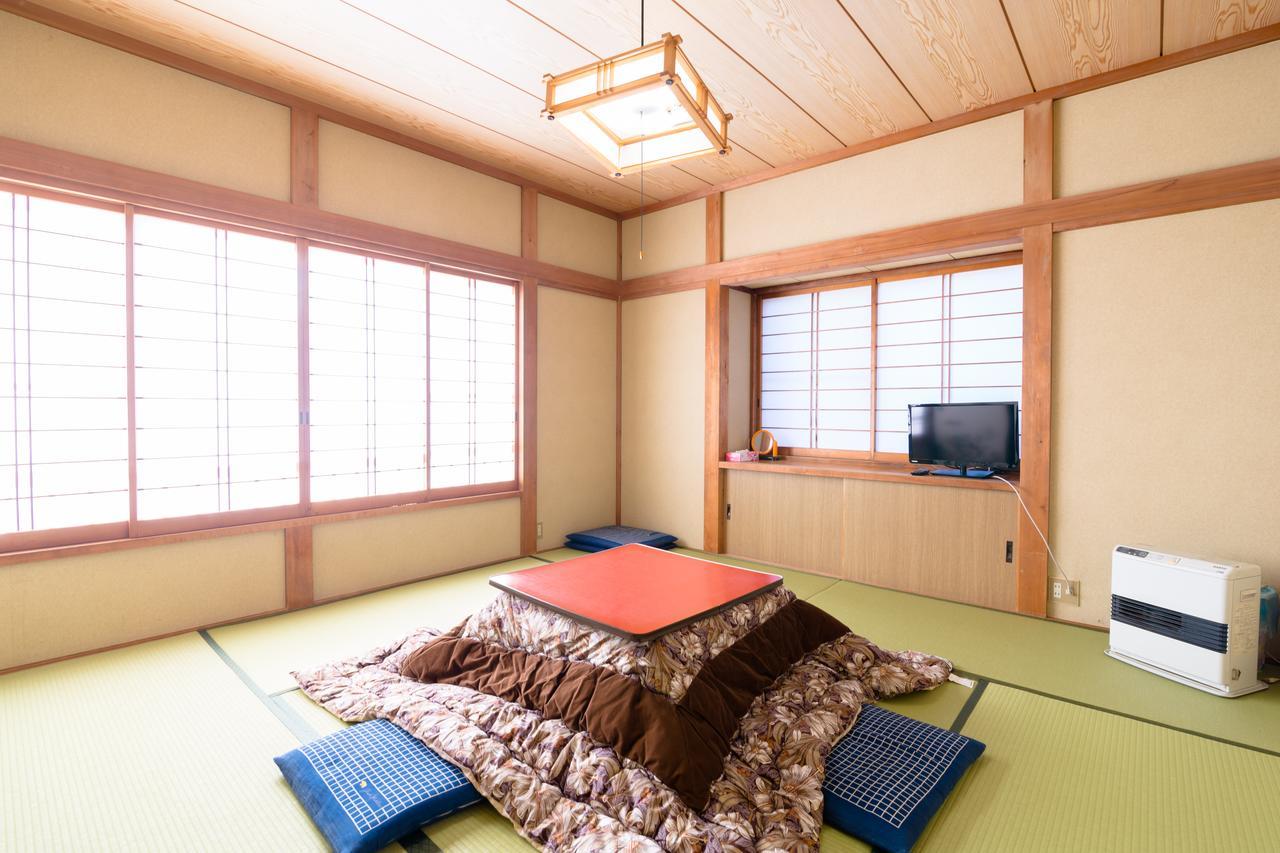 Resort Inn Fushimi Mt Fuji Fujikawaguchiko Esterno foto